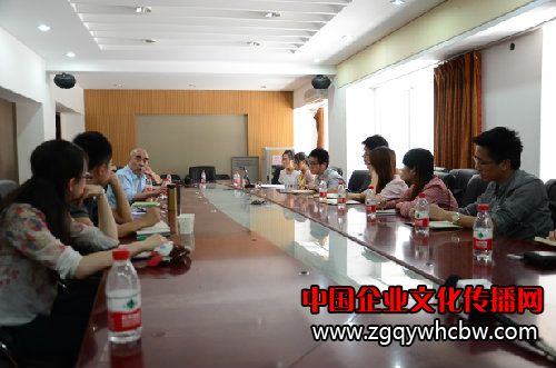 和勵(lì)志計(jì)劃學(xué)生代表座談.jpg