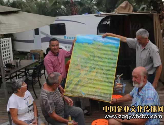 SMSC成都棕櫚世界房車露營(yíng)地7.JPG